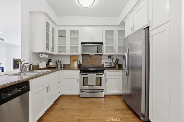 11504 Moorpark Street 203, Studio City, CA 91602
