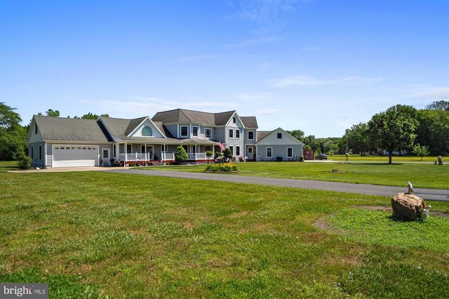 302 E HOWARD ST, Viola, DE 19979