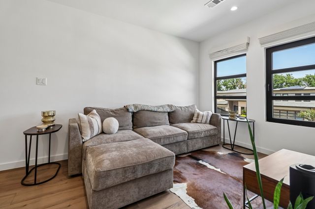 3075 Tall Oaks Court, Corinth, TX 76210