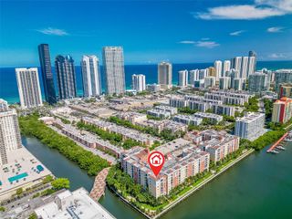 17150 N Bay Rd 2913, Sunny Isles Beach, FL 33160