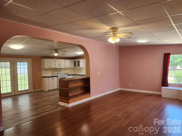189 Brook Creek Drive, Troutman, NC 28166