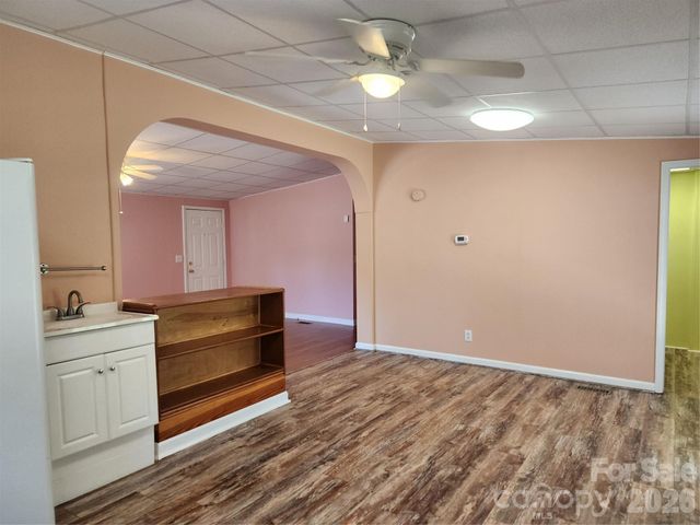 189 Brook Creek Drive, Troutman, NC 28166