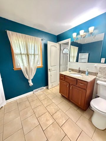 18832 Cherry Lane, Lansing, IL 60438
