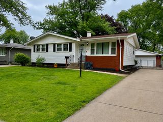 18832 Cherry Lane, Lansing, IL 60438