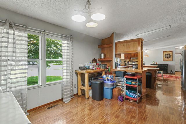 131 Holiday Acres Dr, Springville, TN 38256