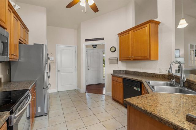 1585 DOVES VIEW CIRCLE, Auburndale, FL 33823