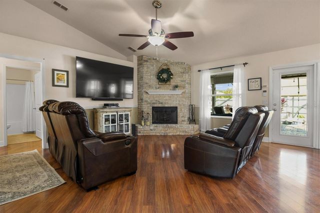 1585 DOVES VIEW CIRCLE, Auburndale, FL 33823