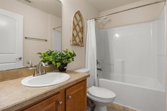 1585 DOVES VIEW CIRCLE, Auburndale, FL 33823