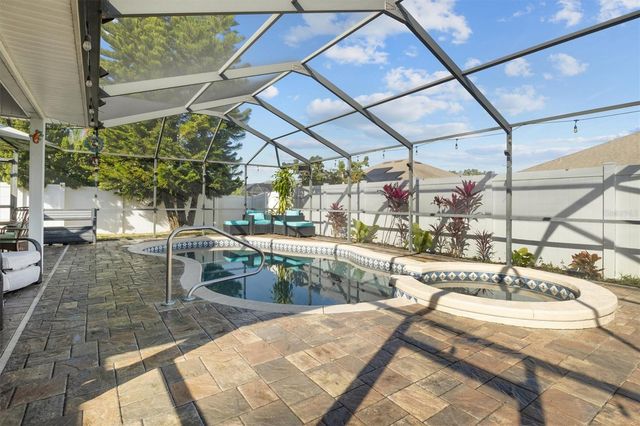 1585 DOVES VIEW CIRCLE, Auburndale, FL 33823