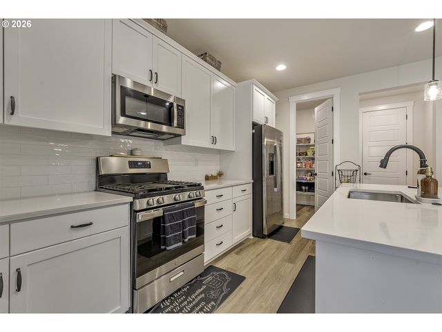 1156 TANSY Ln, Canby, OR 97013