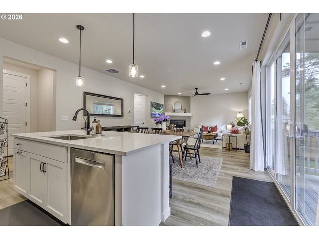 1156 TANSY Ln, Canby, OR 97013