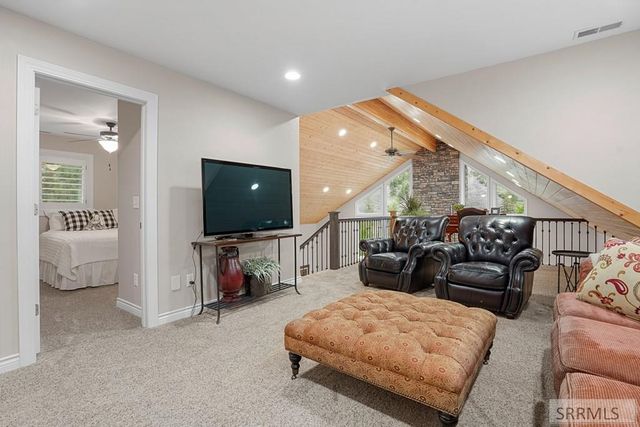 9 Autumn Blaze Lane, Salmon, ID 83467