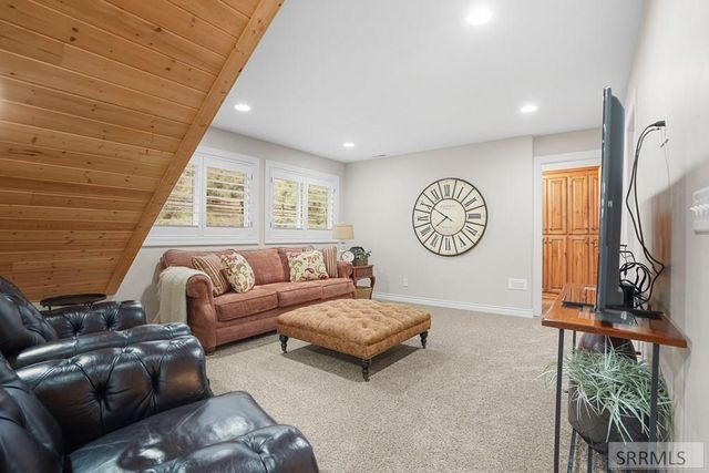 9 Autumn Blaze Lane, Salmon, ID 83467