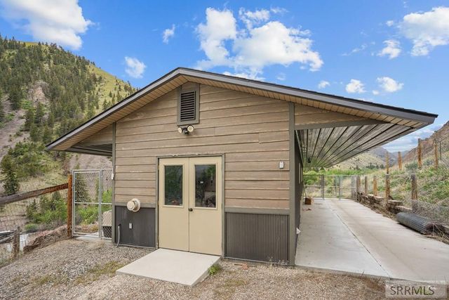 9 Autumn Blaze Lane, Salmon, ID 83467