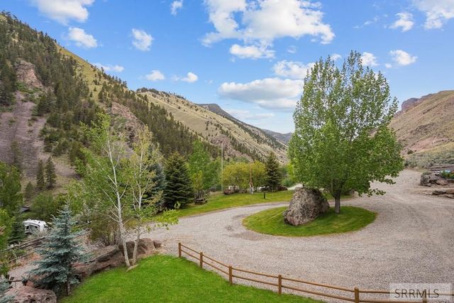 9 Autumn Blaze Lane, Salmon, ID 83467