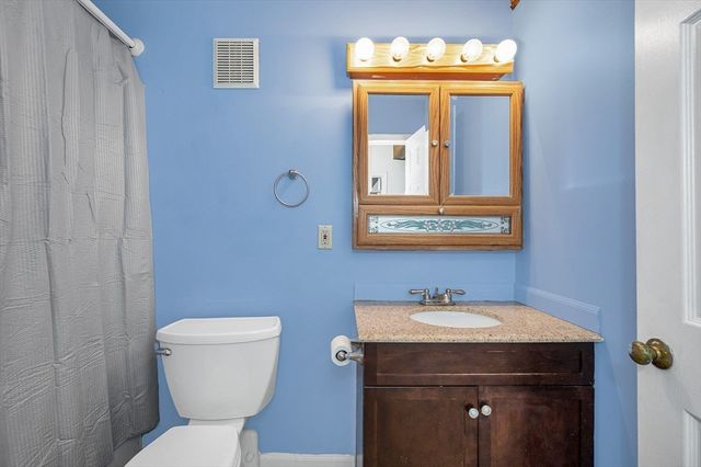 200 Market St 115, Lowell, MA 01852