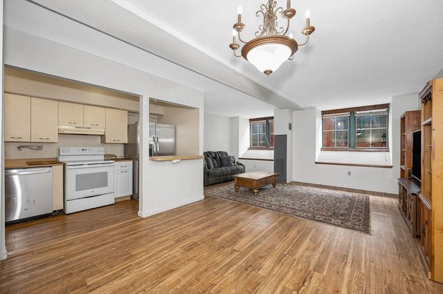 200 Market St 115, Lowell, MA 01852