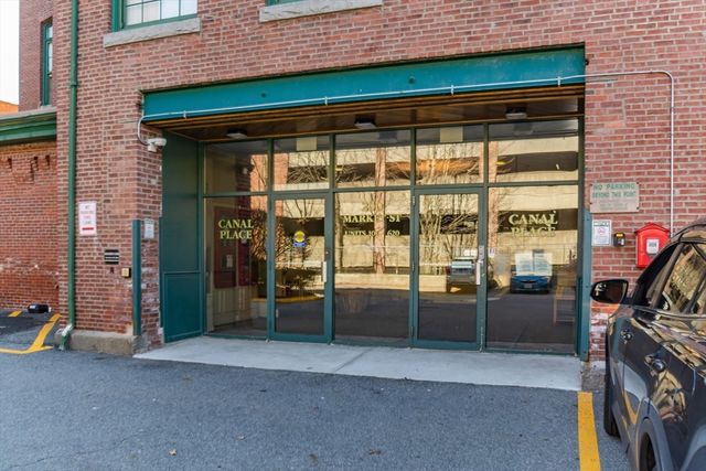 200 Market St 115, Lowell, MA 01852