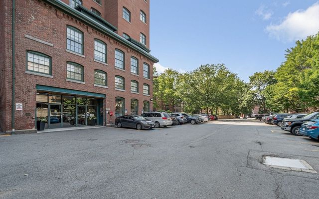 200 Market St 115, Lowell, MA 01852