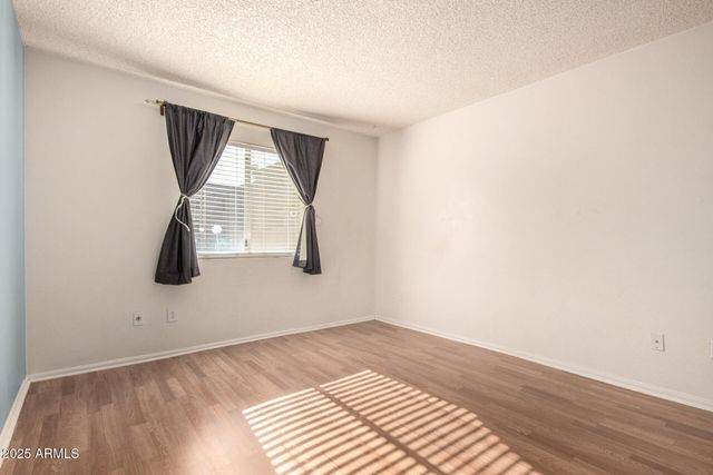 623 W GUADALUPE Road 165, Mesa, AZ 85210