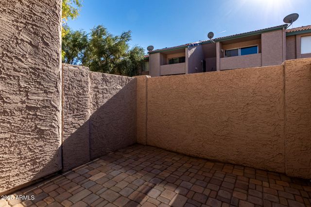 623 W GUADALUPE Road 165, Mesa, AZ 85210