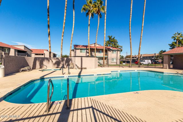 623 W GUADALUPE Road 165, Mesa, AZ 85210