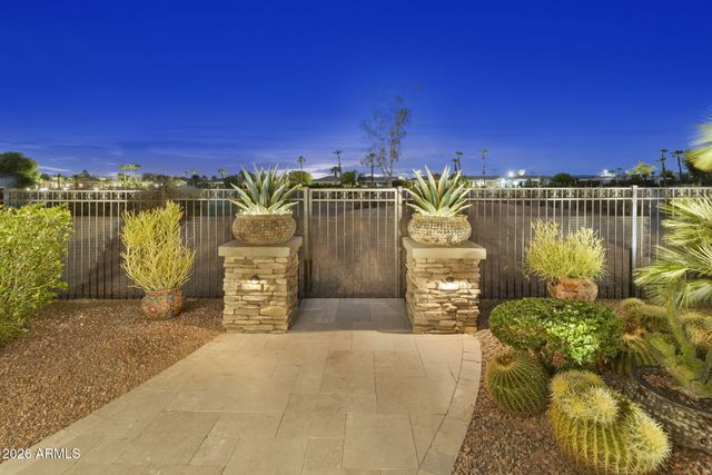 23112 N DE LA GUERRA Court, Sun City West, AZ 85375