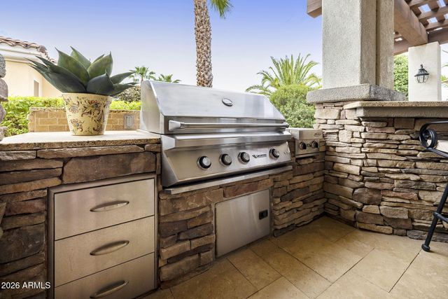 23112 N DE LA GUERRA Court, Sun City West, AZ 85375