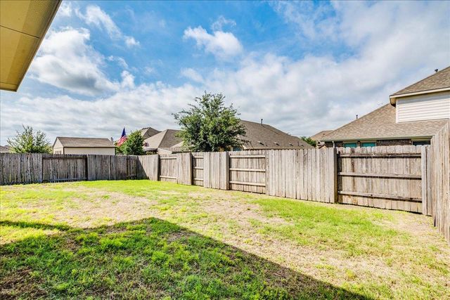 124 Compass LN, Kyle, TX 78640