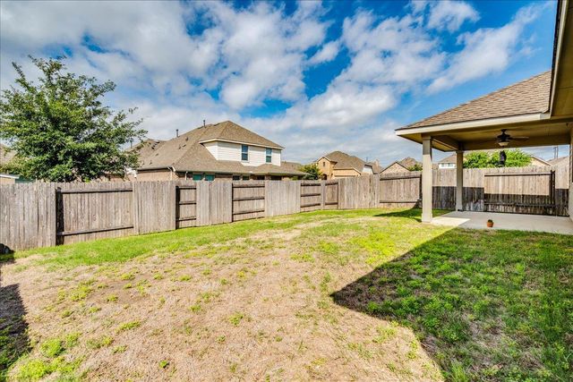 124 Compass LN, Kyle, TX 78640