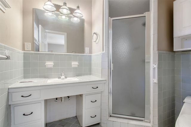 6912 Wake Forrest Drive, Dallas, TX 75214