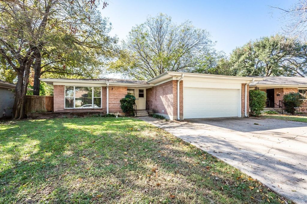 6912 Wake Forrest Drive, Dallas, TX 75214