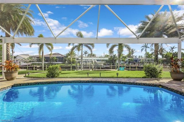 5205 SW 3rd AVE, Cape Coral, FL 33914