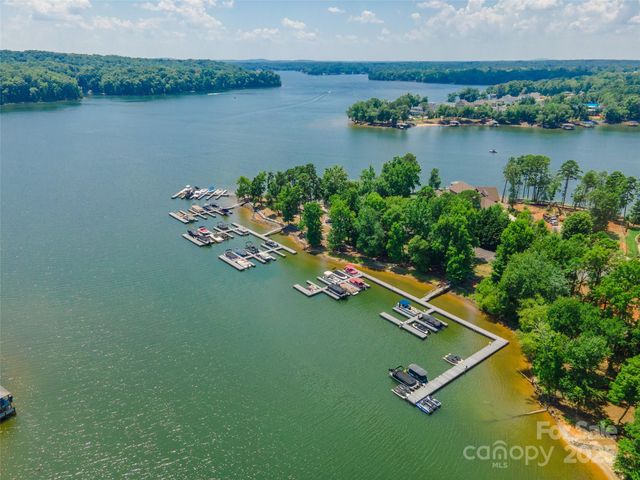 2021 Gladelynn Court, Belmont, NC 28012