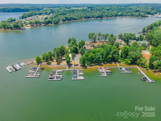 2021 Gladelynn Court, Belmont, NC 28012