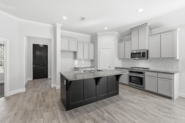 717 10th Street, Argyle, TX 76226