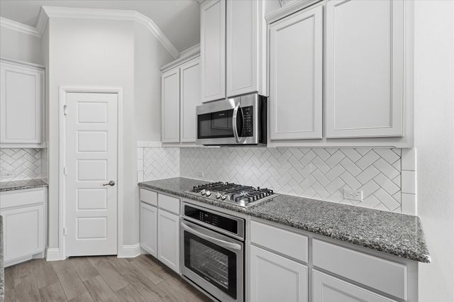 717 10th Street, Argyle, TX 76226