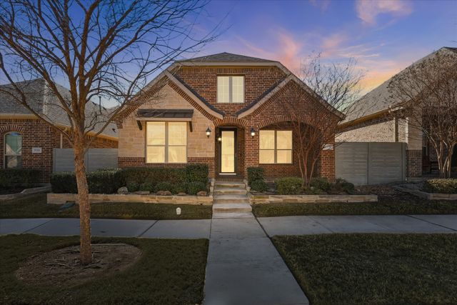 717 10th Street, Argyle, TX 76226