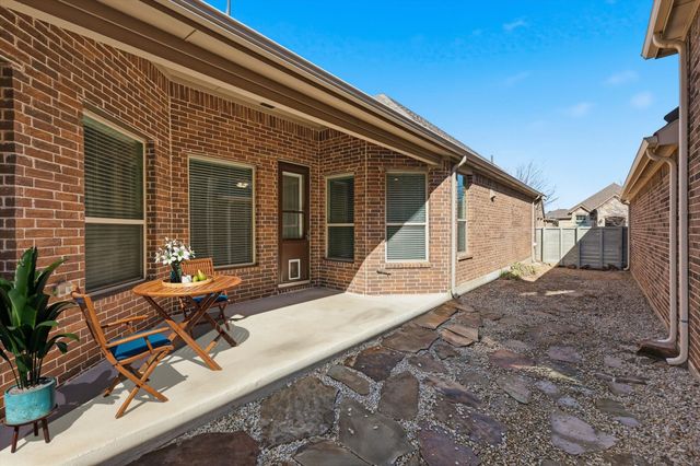 717 10th Street, Argyle, TX 76226