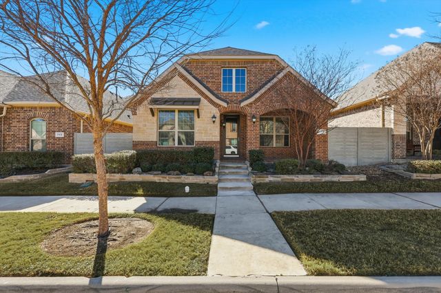 717 10th Street, Argyle, TX 76226