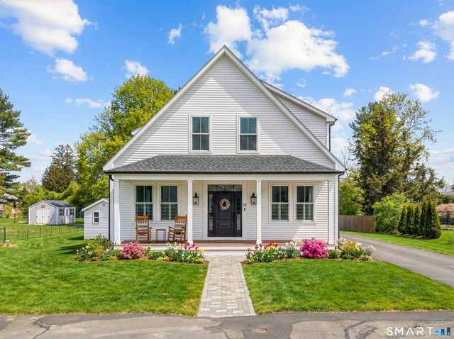 24 Church Street, Old Saybrook, CT 06475