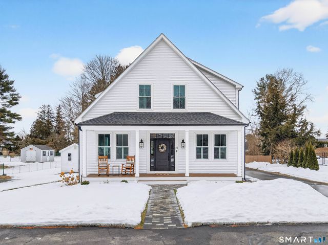 24 Church Street, Old Saybrook, CT 06475