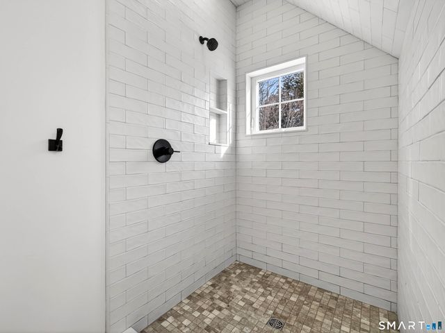 24 Church Street, Old Saybrook, CT 06475