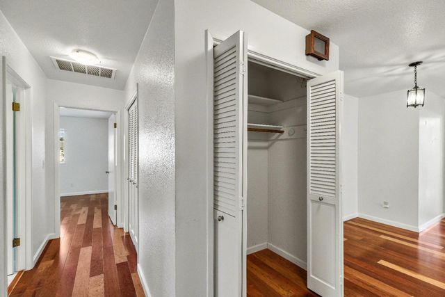 3809 Marigold Ln, Modesto, CA 95356