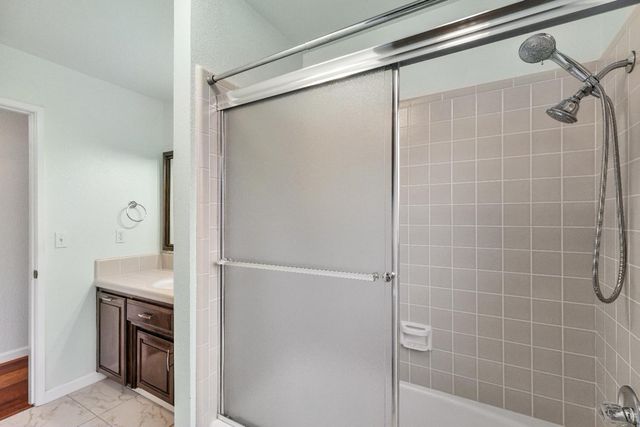 3809 Marigold Ln, Modesto, CA 95356