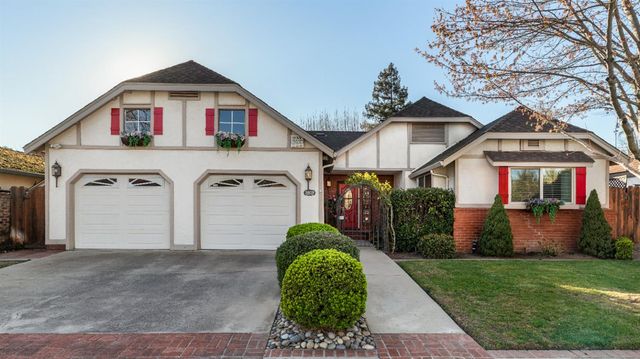 3809 Marigold Ln, Modesto, CA 95356