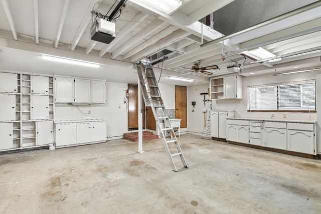 3809 Marigold Ln, Modesto, CA 95356