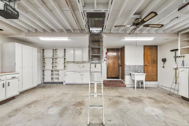 3809 Marigold Ln, Modesto, CA 95356