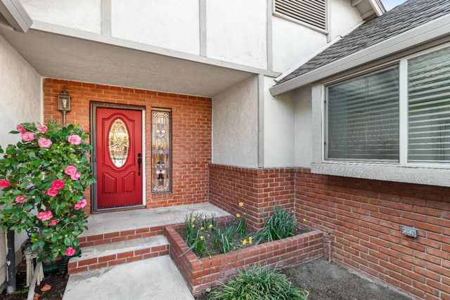 3809 Marigold Ln, Modesto, CA 95356