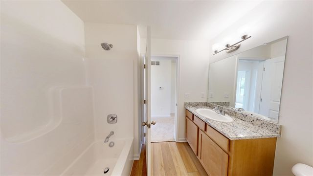 5391 Swan Drive, Burton, MI 48509